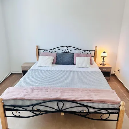 Gemuetliche Im Gutshaus * Lalendorf